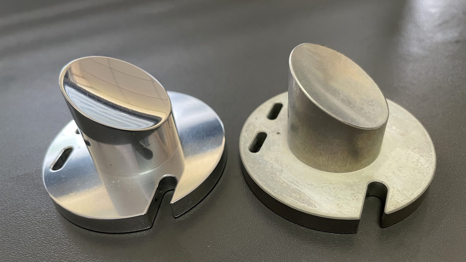 Real aluminum polishing comparison showing bright polished aluminum part and dull unfinished part